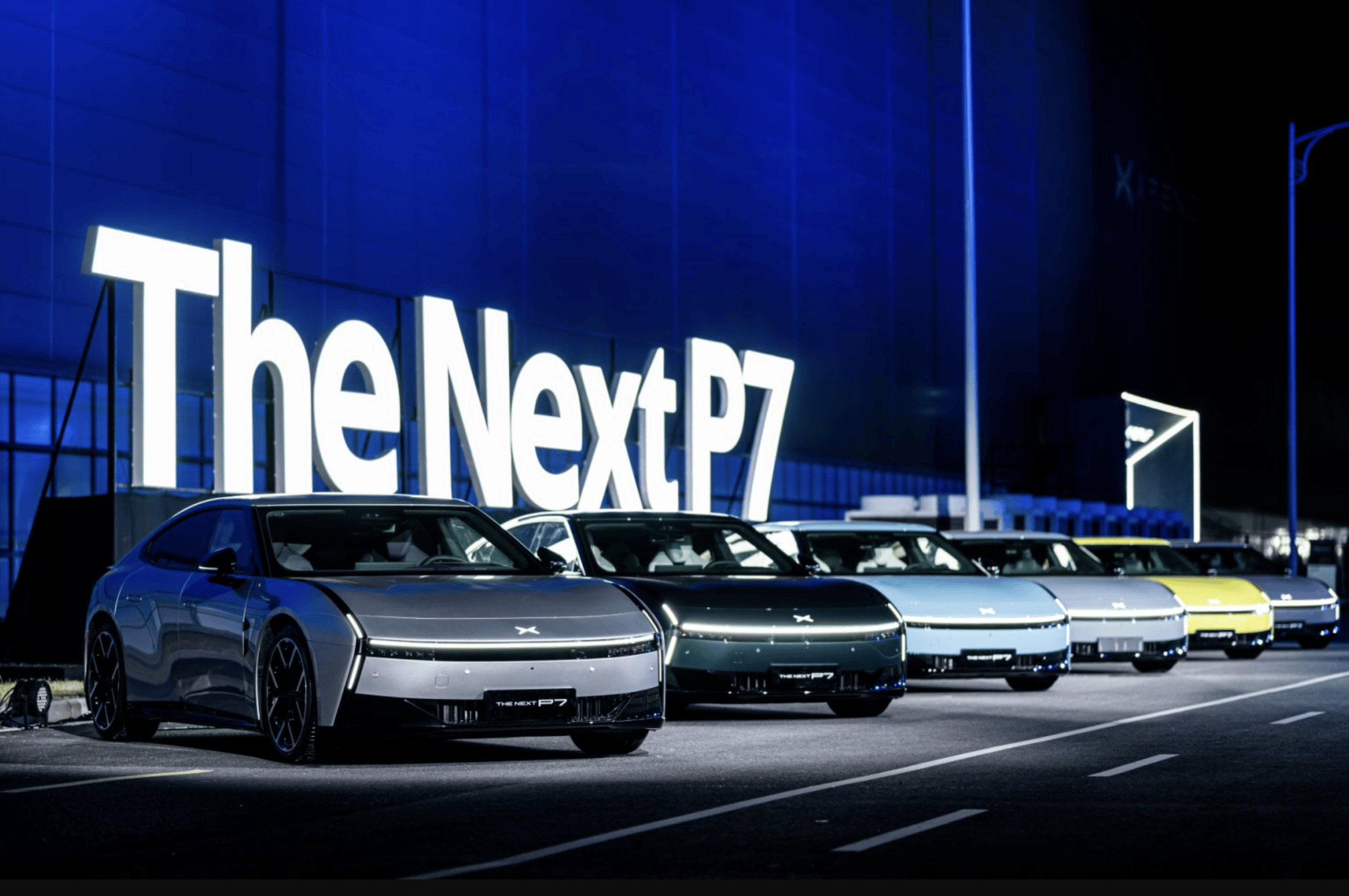 小鹏P7与小米SU7短兵相接何小鹏与雷军的正面交锋